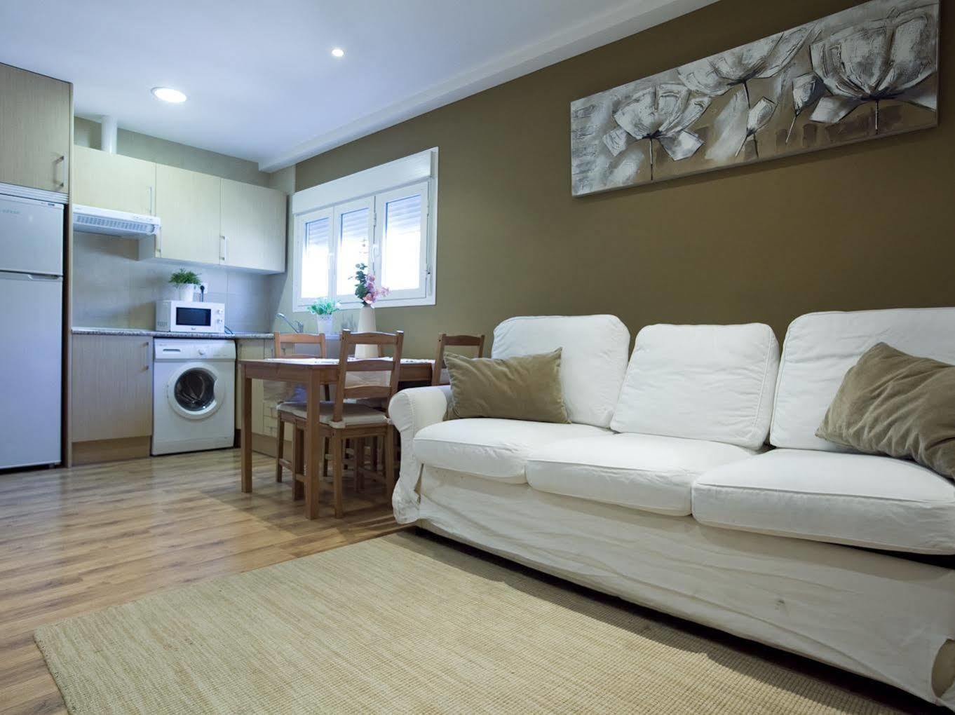 Apartamentos Apr Numancia マドリード エクステリア 写真