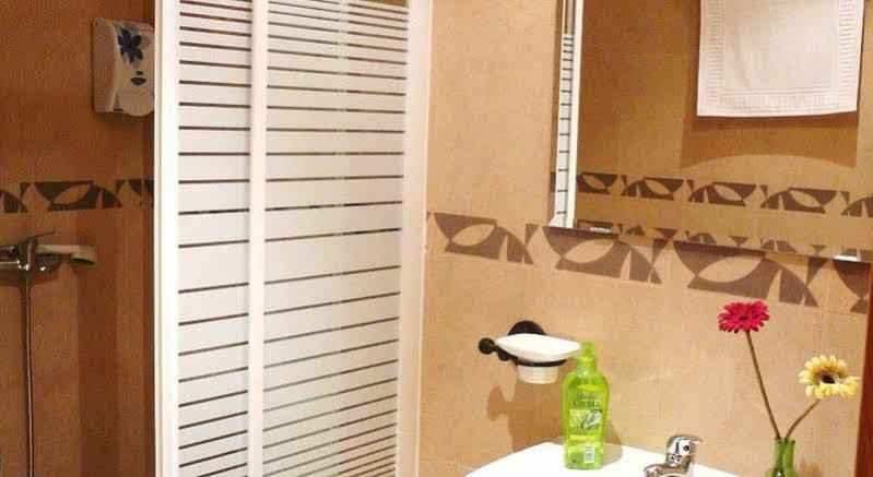 Apartamentos Apr Numancia マドリード エクステリア 写真