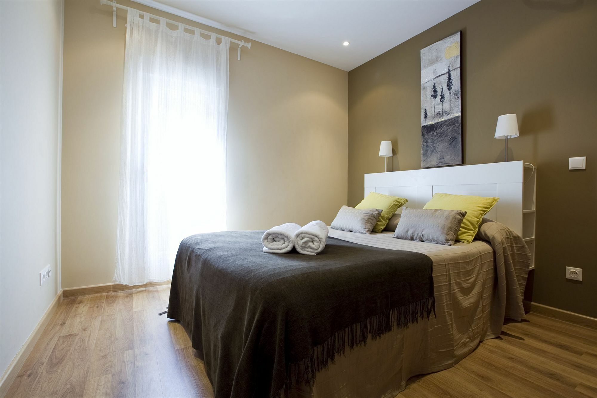 Apartamentos Apr Numancia マドリード エクステリア 写真